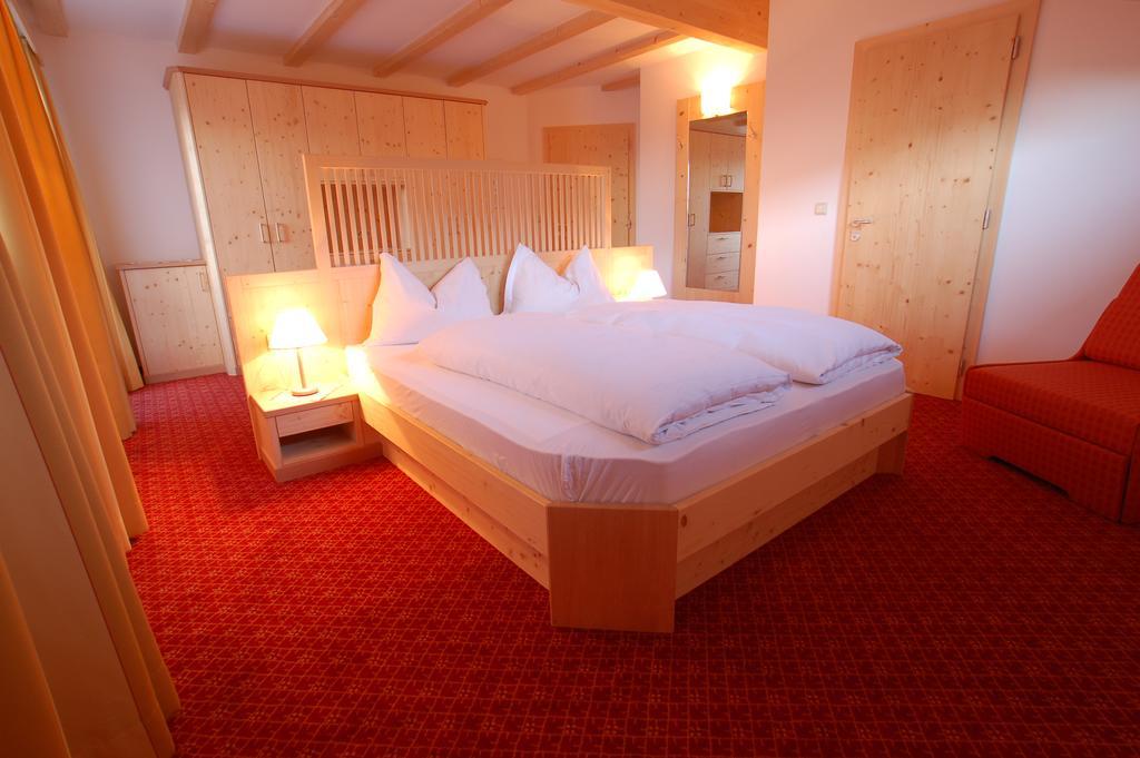 Hotel Laurin ตีเรส ภายนอก รูปภาพ