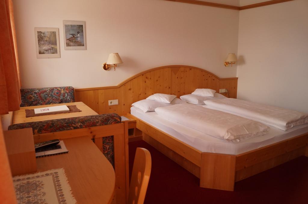 Hotel Laurin ตีเรส ภายนอก รูปภาพ
