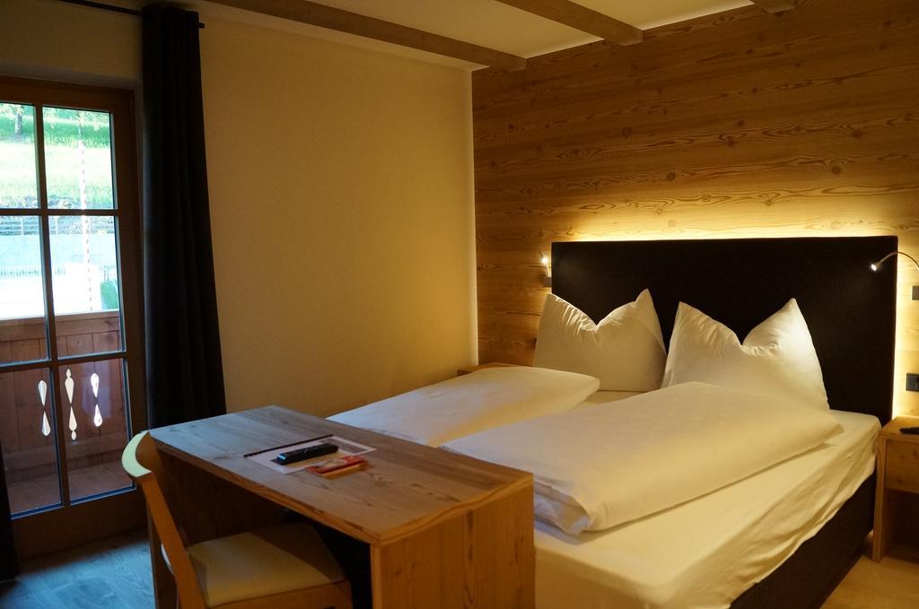 Hotel Laurin ตีเรส ภายนอก รูปภาพ