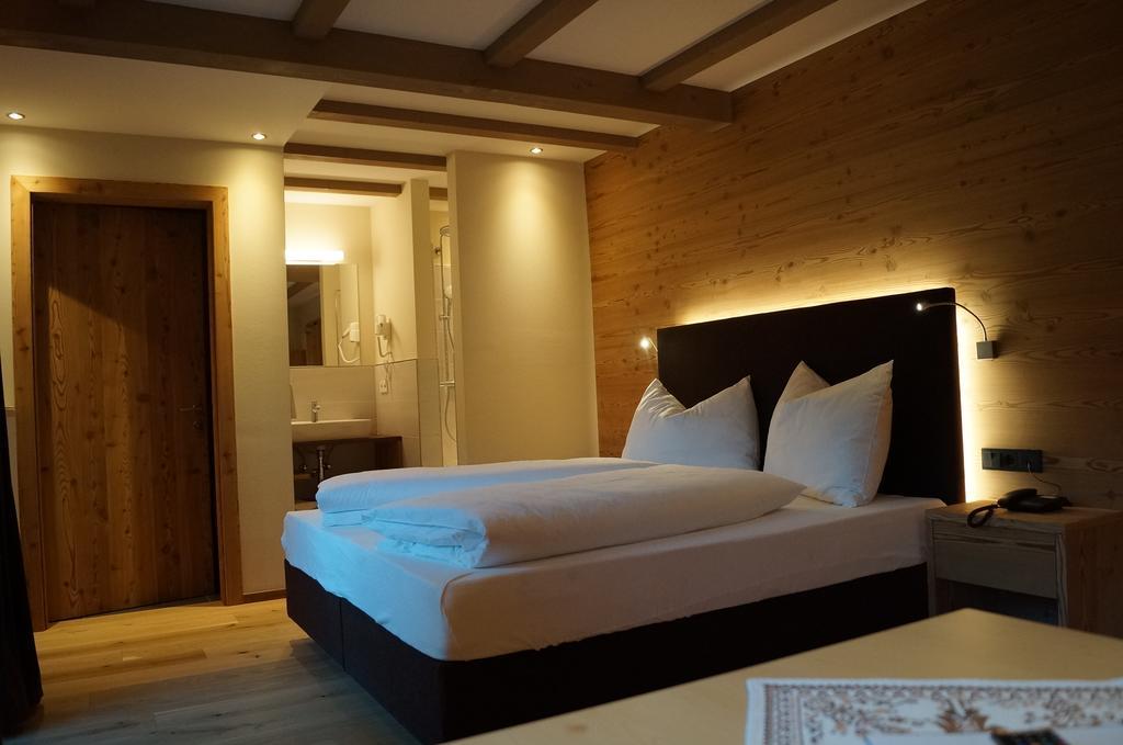Hotel Laurin ตีเรส ภายนอก รูปภาพ